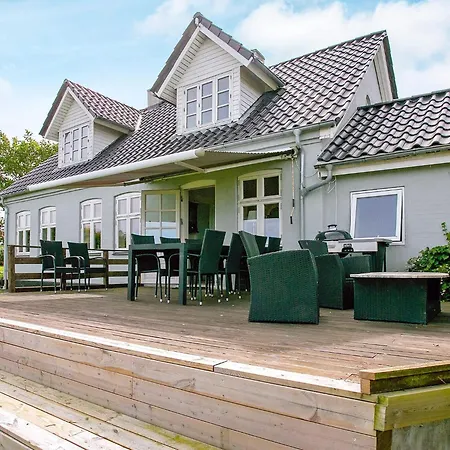 4 Star In Asperup-by Traum *